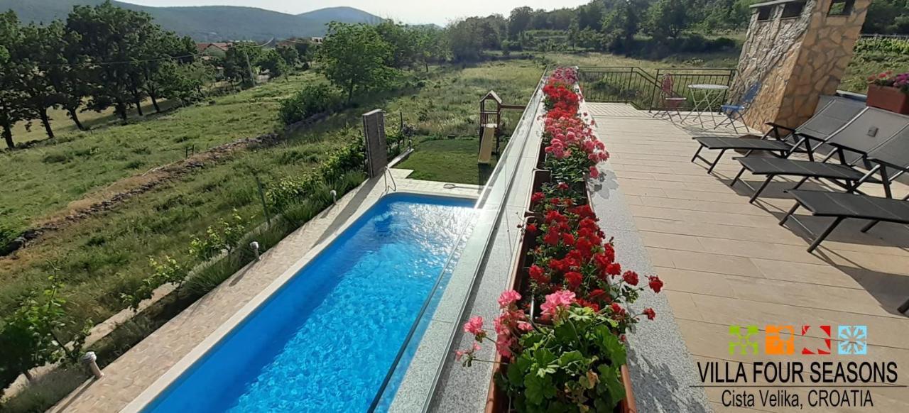Four Seasons Villa