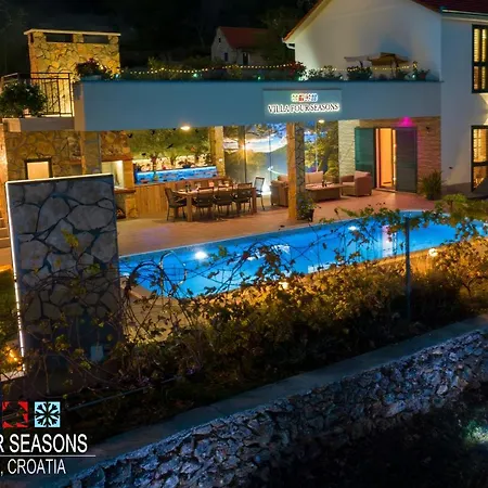 Villa Four Seasons, Heated Pool And 3 En-Suite Bathrooms Velika Cista  Exterior photo