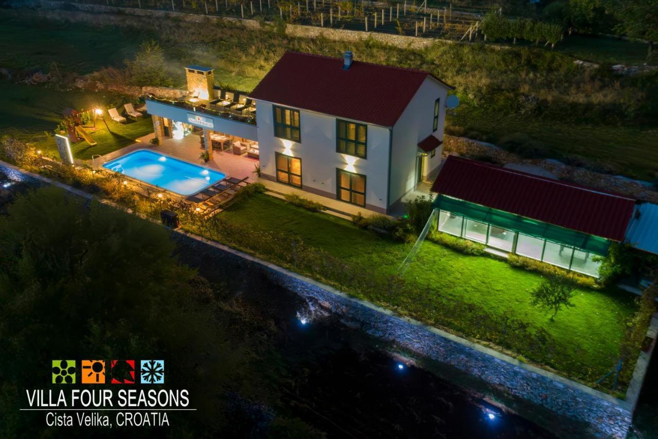 Four Seasons, Heated Pool And 3 En-suite Bathrooms Velika Cista (Split-Dalmatia)