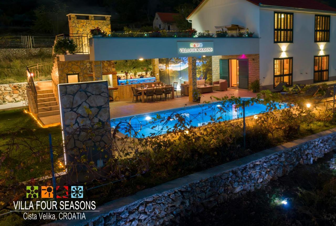 Four Seasons, Heated Pool And 3 En-suite Bathrooms * Velika Cista (Split-Dalmatia)